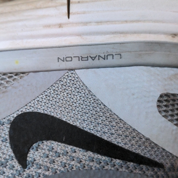 NIKE Running Walking Tennis Shoes - Picture 12 of 14